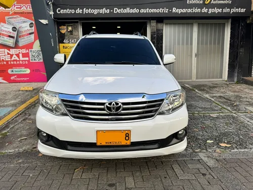 Toyota Fortuner 2.7 Sr5