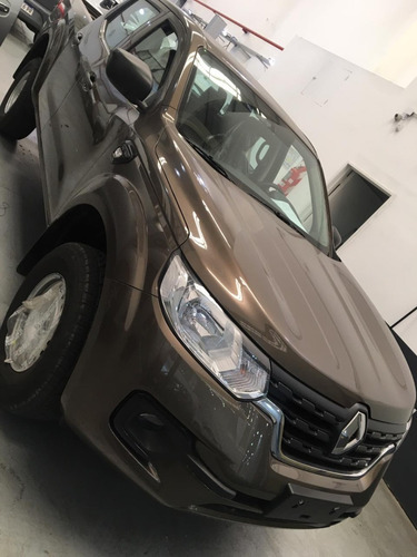 Renault Alaskan 4x2 Confort