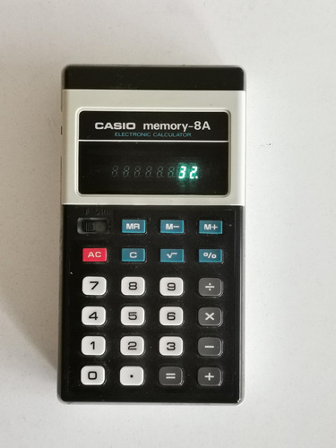 Calculadora Vintage Casio Memory 8-a Del Año 1975