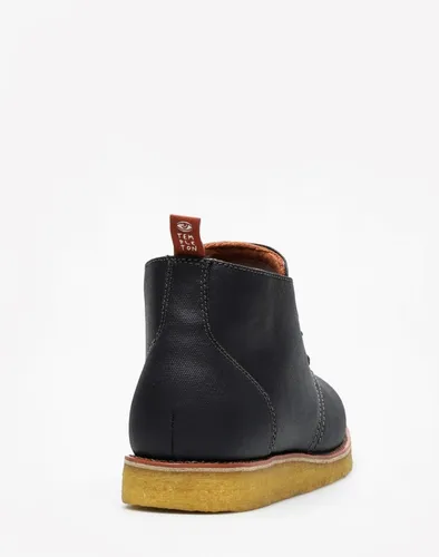 Emerica desert boot hotsell