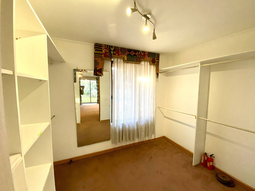 Oportunidad: Arriendo Casa 3d/2b + Servicio, Est. Techado