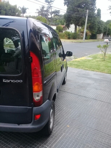 Renault Kangoo 1.6 2 Furgon Confort Aa Da Svt 1plc 2014