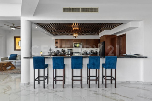 Casa En Venta En Grand Marina Villas, Nuevo Vallarta, Nayarit.