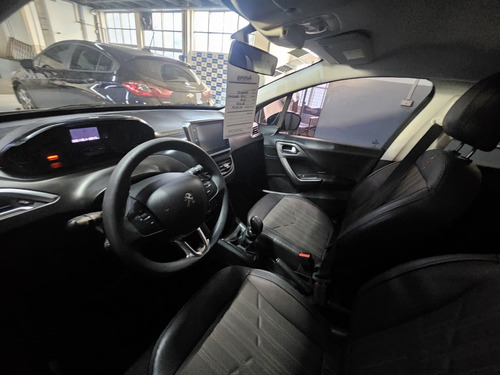 Peugeot 2008 1.6 Crossway
