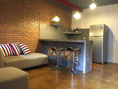 Imagen 1 de 5 de Departamento Amueblado 2 Recamaras Centrico $7000.=