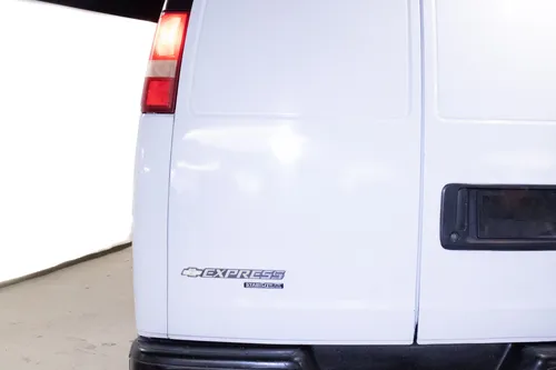 Chevrolet Express 6.0cargo Van Ls At