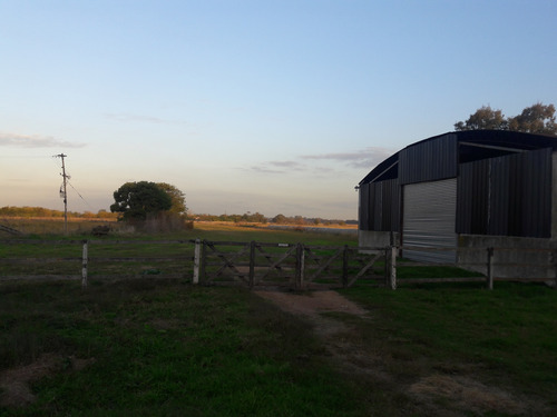 Casa En El Campo Haras