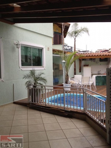 Imagem 7 de 8 de Sobrado , Com Piscina - 02 Vagas - R$ 850.000,00 - St17023