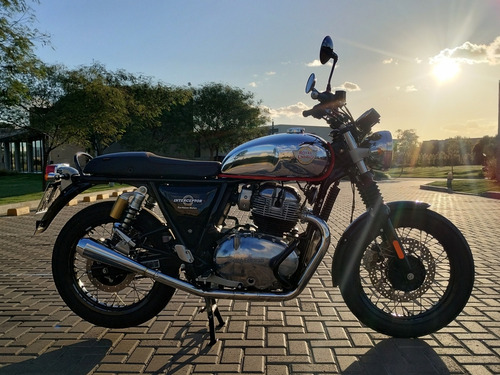 Royal Enfield Interceptor Cromada Con Accesorios