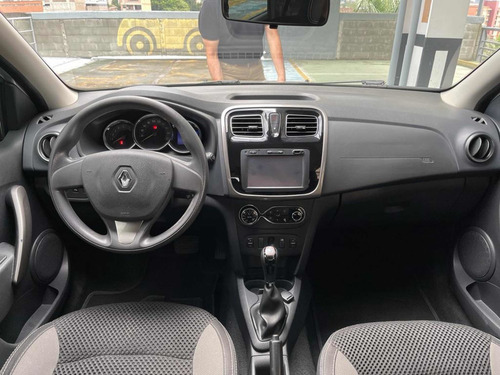 Imagen 9 de 12 de Renault Sandero 2017 1.6 Intens / At