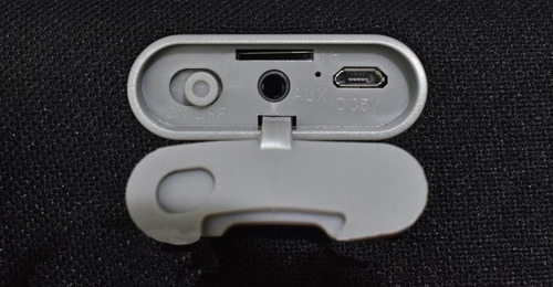 Imagen 3 de 4 de Mp3 Portatil Reloj Alarma C/tf/fm/aux/ Bluetooth