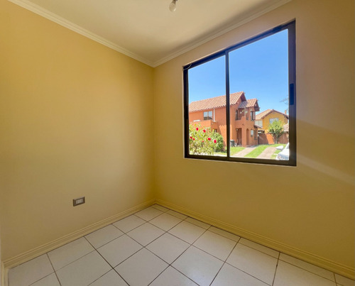 Venta Casa/condominio/peñalolén/fco. Otta