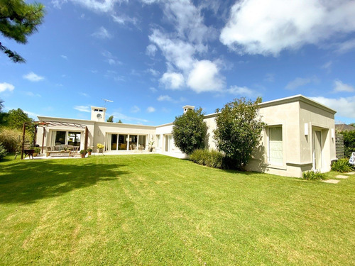 Casa Moderna En Barrio Privado Carmel