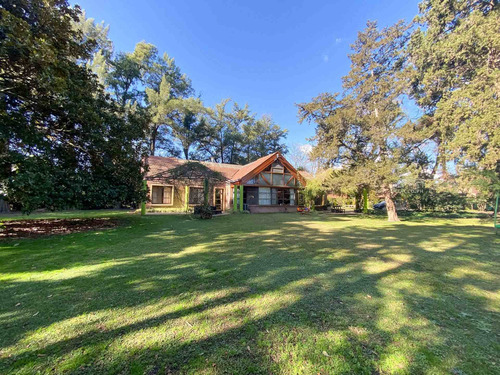 Imagen 2 de 30 de Casa De Diseño En Venta En Highland Park