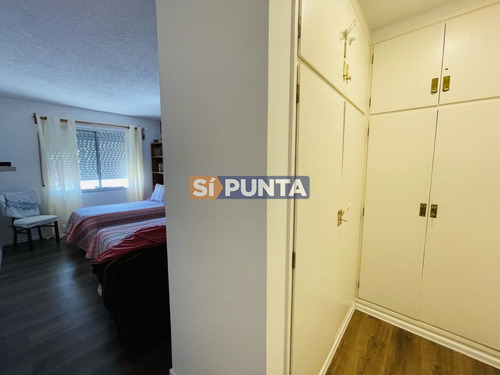 Imagen 21 de 26 de Excelente Apartamento Reciclado En Parada 1 Brava