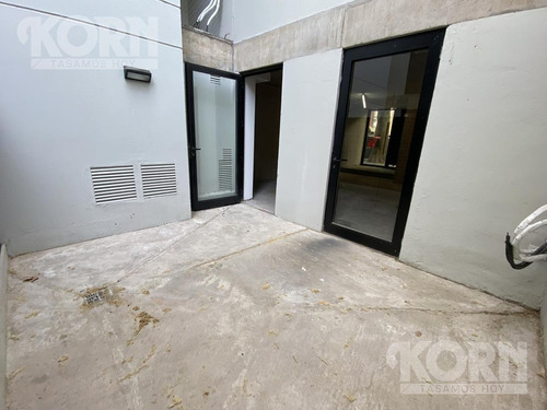 Imagen 11 de 24 de Venta Local Con Subsuelo Y Patio A Estrenar En Palermo Hollywood
