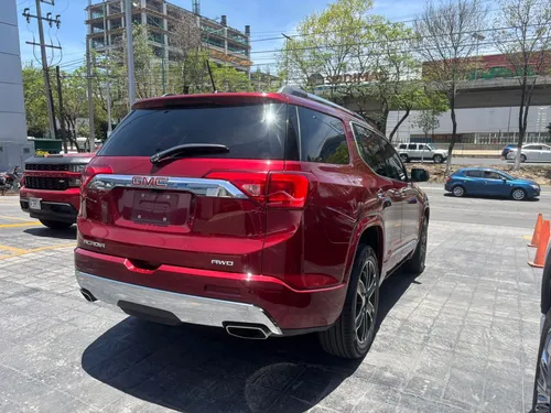 GMC Acadia 3.6 Denali 6 Pas. At