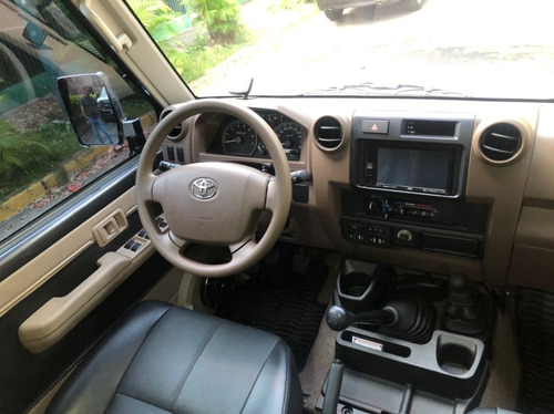 Imagen 6 de 9 de Toyota Land Cruiser
