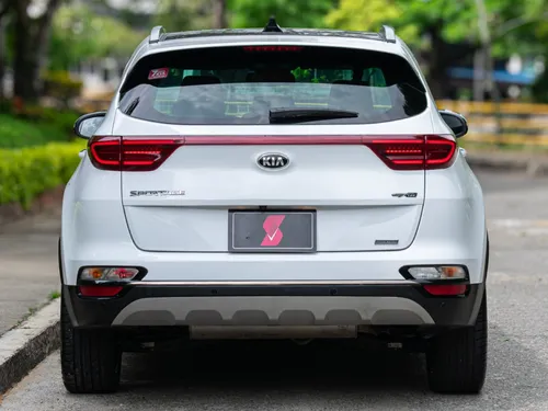 Kia Sportage Gt 2.0L Gt Line 4X2 At