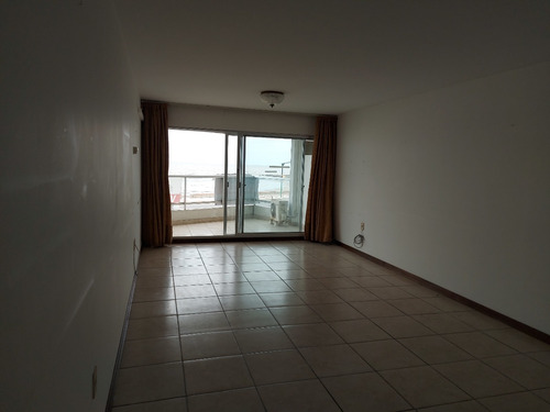 Imagen 4 de 16 de Venta Apartamento Sobre Rambla 3 Dormitorios Y Garaje