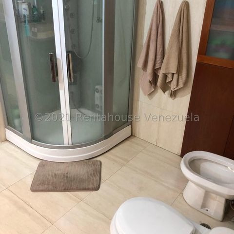 Imagen 8 de 12 de Casa En Venta Clnas De Sta.monica 21-20317 Caro Fermoso 04242083128