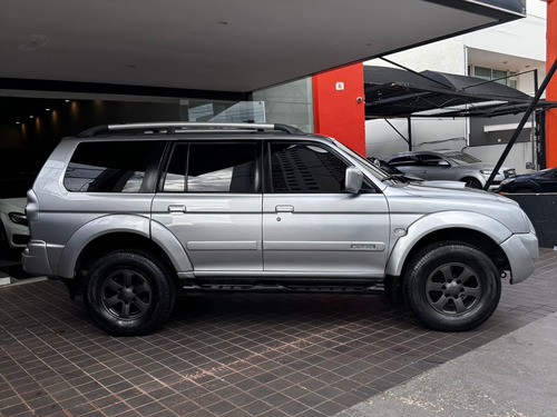 Mitsubishi Pajero Sport 3.5 HPE 4X4 V6 24V GASOLINA 4P AUTOMÁTICO