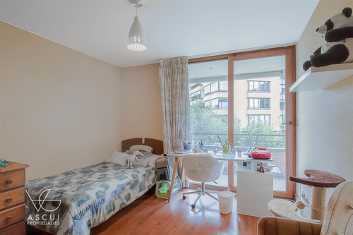 Departamento En Venta De 4 Dorm. En Las Condes