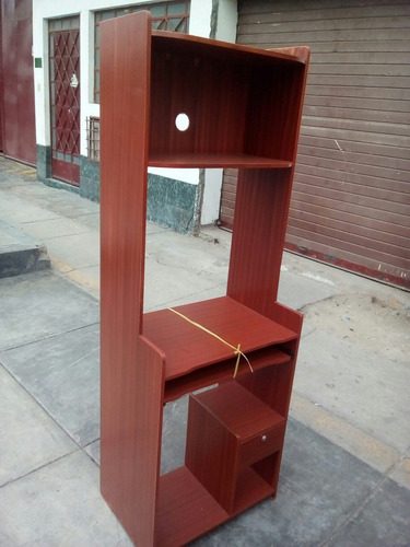 Mueble Para Su Computadora ( Nuevo )