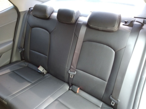 Imagem 8 de 9 de Hyundai Hb20s 1.6 Vision 16v