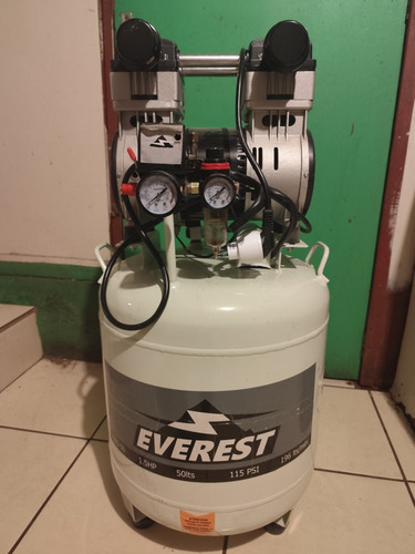 Compresor De Aire Everest 1.5 Hp 50lts 