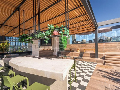Moderno Departamento En Venta , Las Condes.