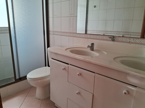 Venta De Casa En Avenida Gabriela Mistral