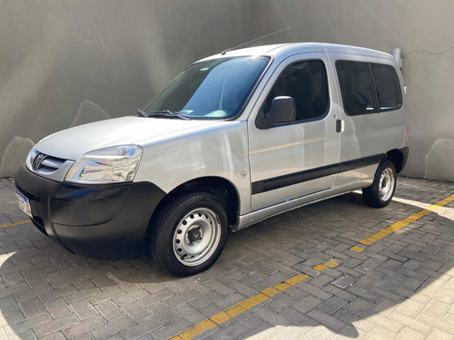 Peugeot Partner 1.6 Hdi Furgon Confort 92 5as 2017