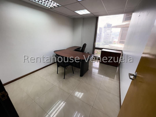 Oficina En Venta - Urb. Chacao.