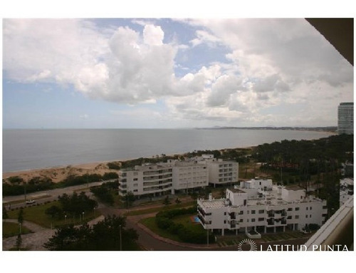 Imagen 4 de 30 de Piso Alto Frente Al Mar