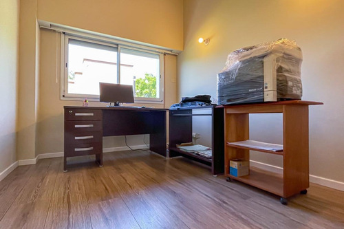 Imagen 20 de 27 de Casa 4 Dormitorio En Kentucky Club De Campo