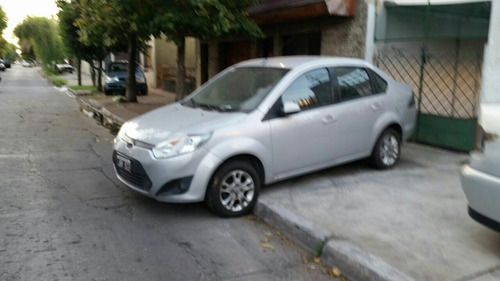 Imagen 1 de 5 de Ford Fiesta Max 1.4 Tdci 2011 Excelente Oportunidad!!!