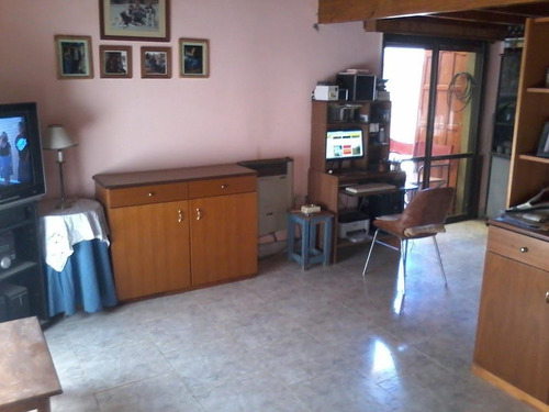 Casa En Venta - 3 Dormitorios 1 Baño - 110mts2 - Bahia Blanca