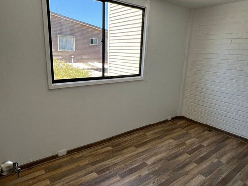 Casa De 2 Pisos, 3d-1b, Villa España, Puente Alto