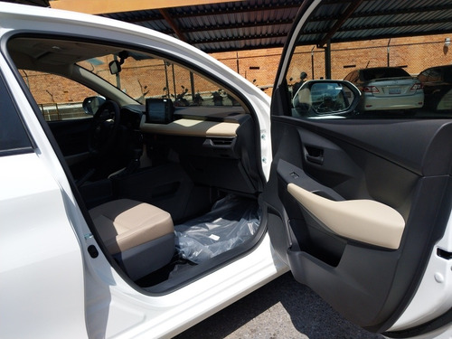 Imagen 9 de 17 de Toyota Yaris Dubai 2023