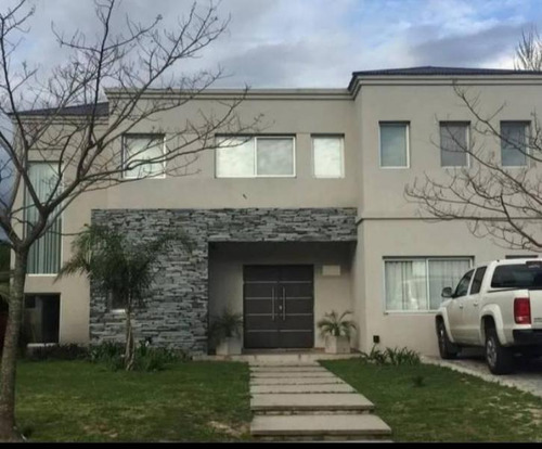 Casa En Venta En Barrio Cerrado San Francisco, Tigre.