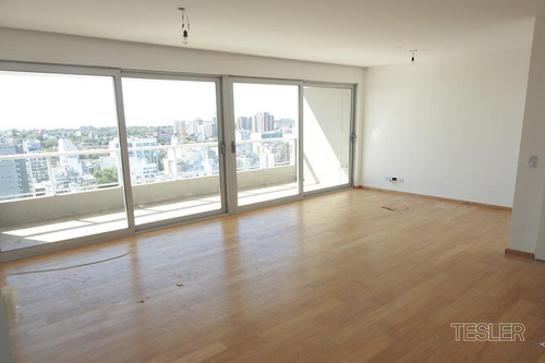 Torre Congreso 1810 Piso Muy Alto 3 Dormitorios 2 Cocheras Vigilancia 24hs Full Amenities