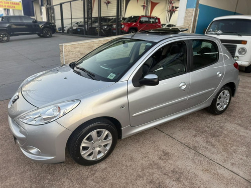 Peugeot 207 XR Sport 1.4 Flex 8V 5p