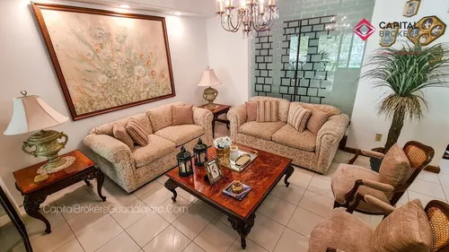 Casa En Venta En Providencia Espacios Amplios
