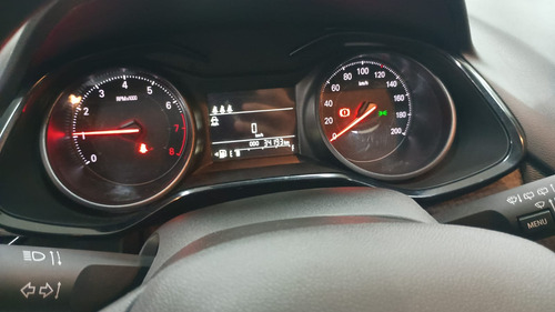 Chevrolet Onix LT 1.0