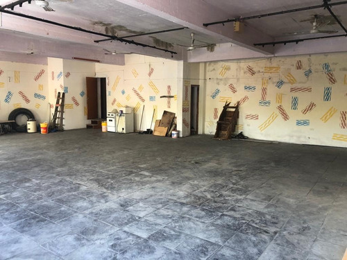 Imagen 8 de 21 de Importante Esquina | Calle 1 Al 1800
