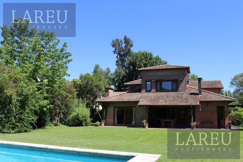 Imagen 2 de 30 de Venta Casa - Barrio Boulevares