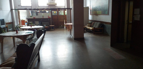 Local Con Vivienda En Venta En Remedios De Escalada Este