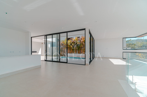 Imagem 6 de 16 de Gênesis Ii - Casa Nova - 4 Suítes - Espaço Gourmet- Melhor Alameda Do Condomínio. - Cncj1055