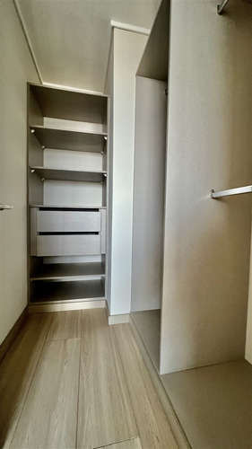 Departamento En Arriendo De 2 Dorm. En Recoleta